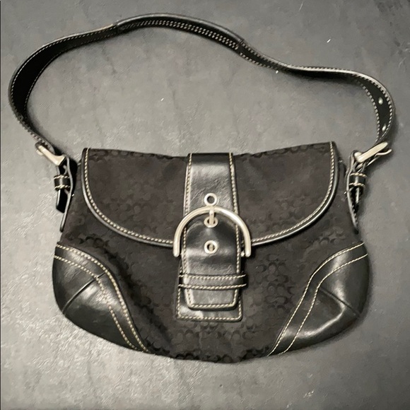 Coach Handbags - Coach purse
